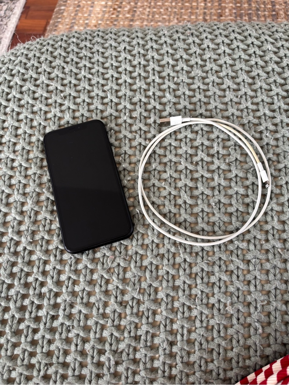 iPhone XR 64GB black AT&T with charger cable